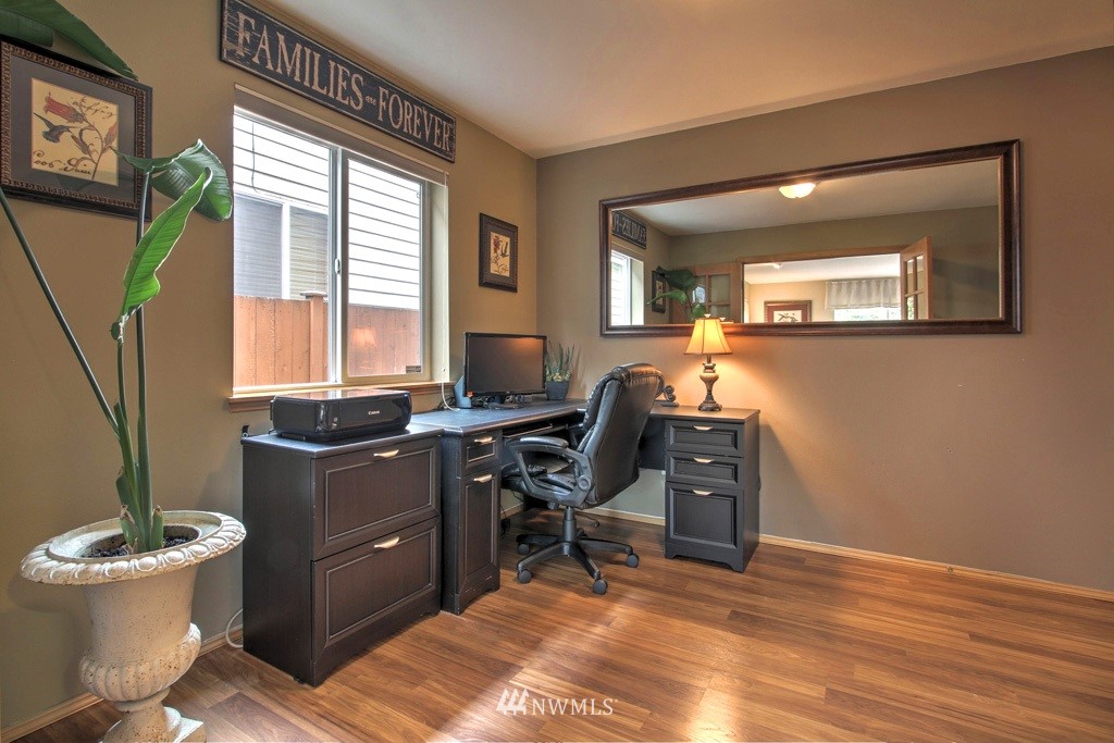 5609 Southeast 2nd Court Renton, WA 98059 - Photo 11 of 20 Gallery Image 11