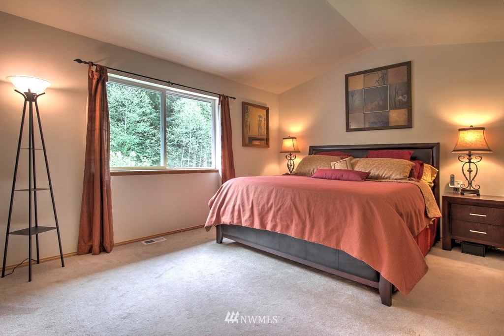 5609 Southeast 2nd Court Renton, WA 98059 - Photo 14 of 20 Gallery Image 14