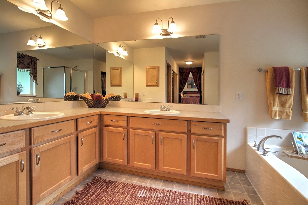 5609 Southeast 2nd Court Renton, WA 98059 - Photo 15 of 20 Gallery Image 15