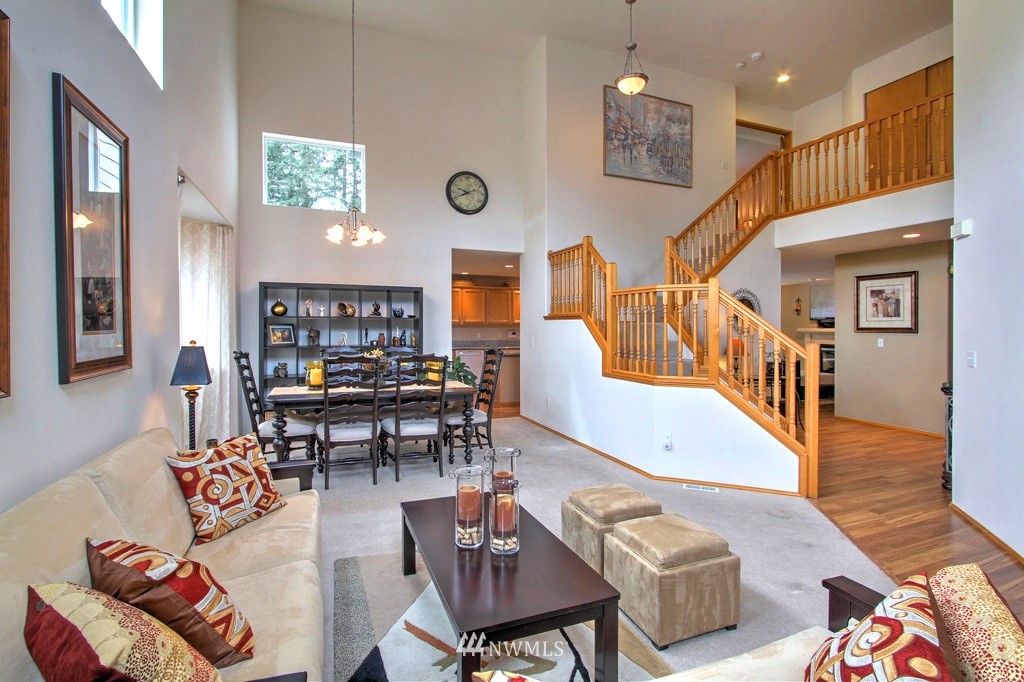 5609 Southeast 2nd Court Renton, WA 98059 - Photo 3 of 20 Gallery Image 3