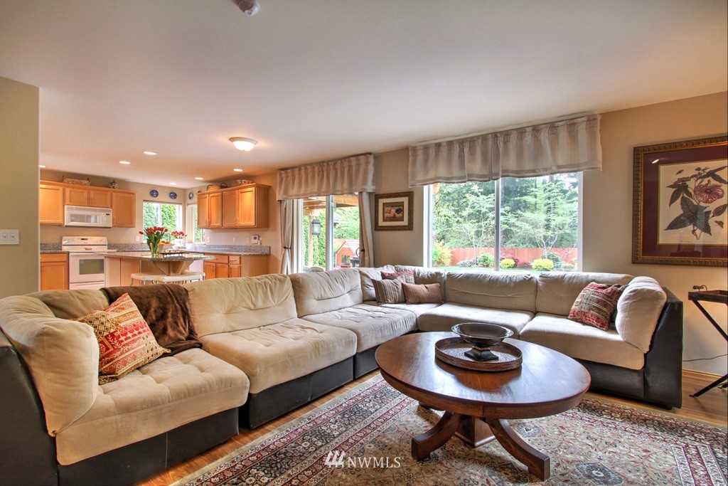 5609 Southeast 2nd Court Renton, WA 98059 - Photo 10 of 20 Gallery Image 10