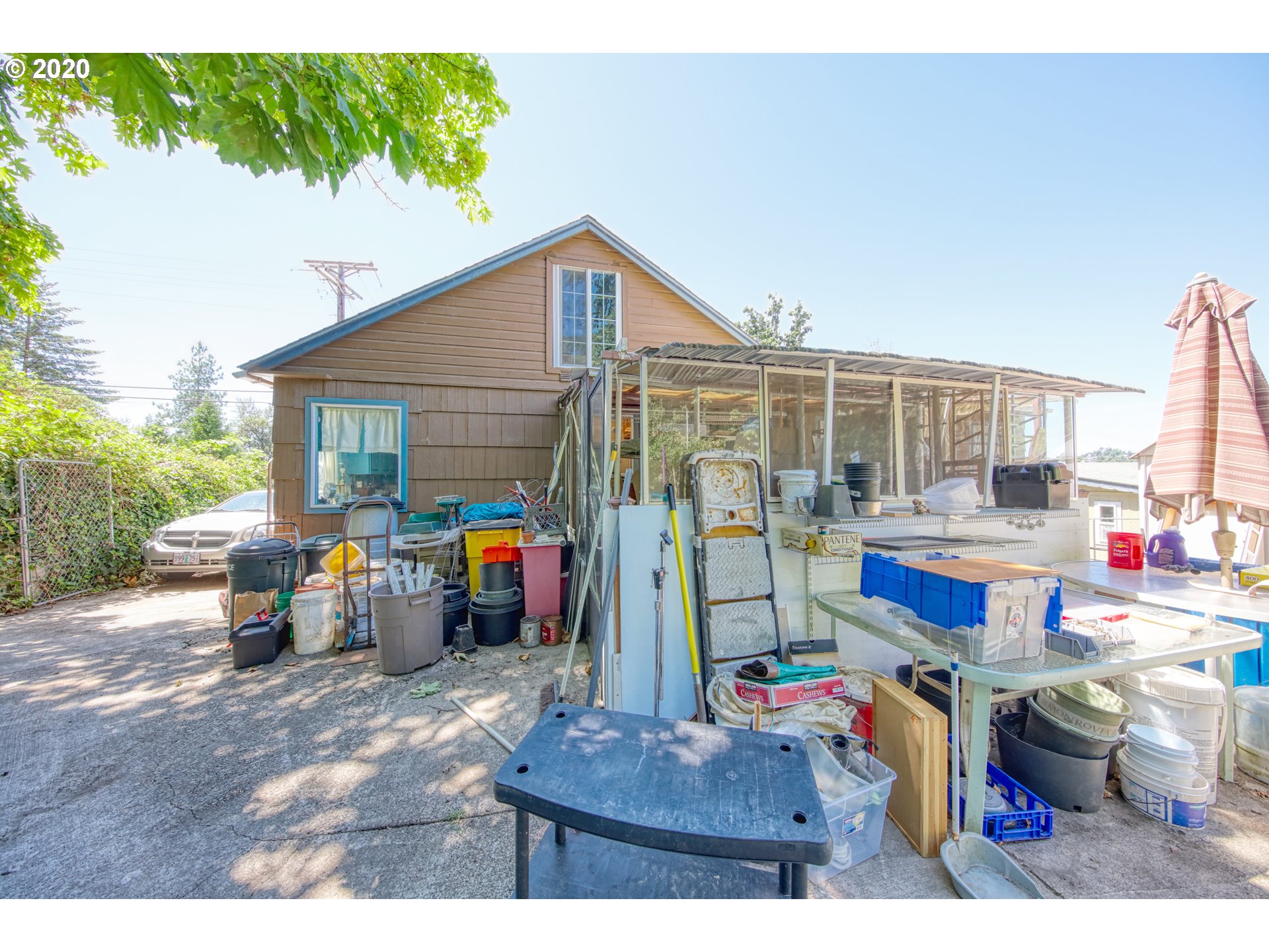 609 South 2nd Street Springfield, OR 97477 - Photo 8 of 9
