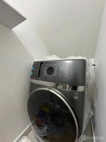 $2,500 | 405 North Oaks Boulevard, North Brunswick, NJ 08902