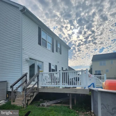 $300,000 | 32 Huttons Vireo Drive, Martinsburg, WV 25405