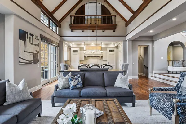 $3,600,000 | 425 Carpenters Point, Wayzata, MN 55391