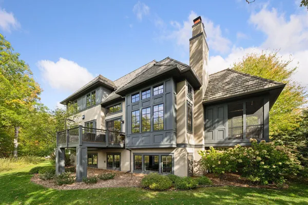 $3,600,000 | 425 Carpenters Point, Wayzata, MN 55391