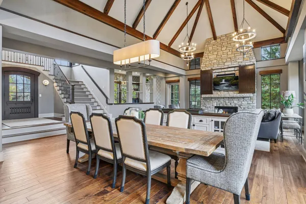 $3,600,000 | 425 Carpenters Point, Wayzata, MN 55391