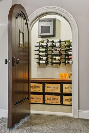 $3,600,000 | 425 Carpenters Point, Wayzata, MN 55391