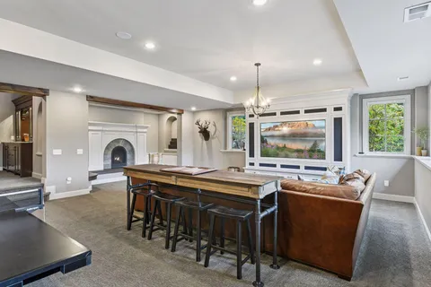 $3,600,000 | 425 Carpenters Point, Wayzata, MN 55391