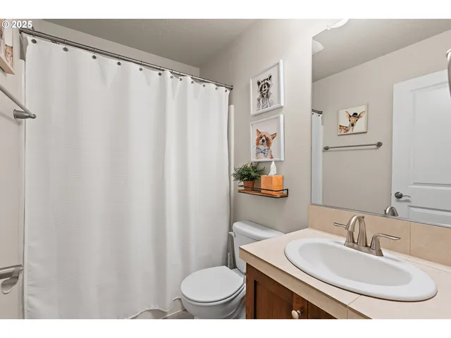 $385,000 | 29128 Southwest Costa Circle East, Wilsonville, OR 97070