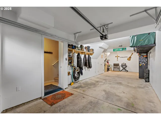 $385,000 | 29128 Southwest Costa Circle East, Wilsonville, OR 97070