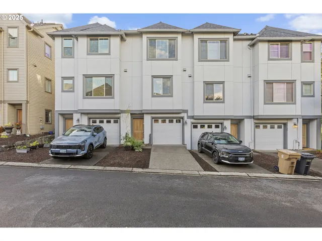 $385,000 | 29128 Southwest Costa Circle East, Wilsonville, OR 97070