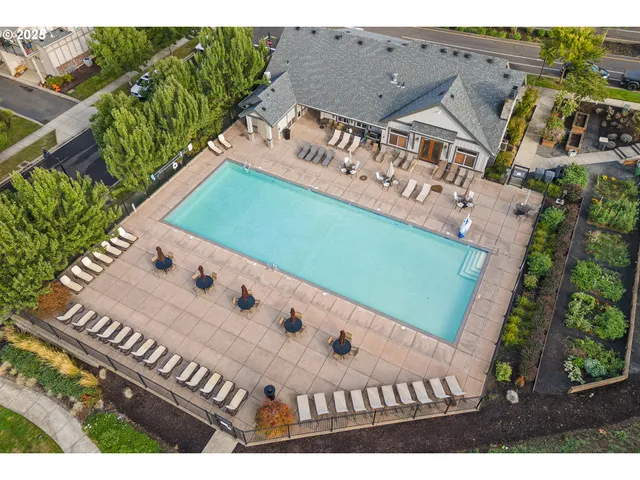 $385,000 | 29128 Southwest Costa Circle East, Wilsonville, OR 97070