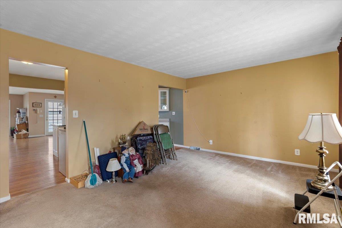 2077 Henley Road Springfield, IL 62702 - Photo 17 of 36