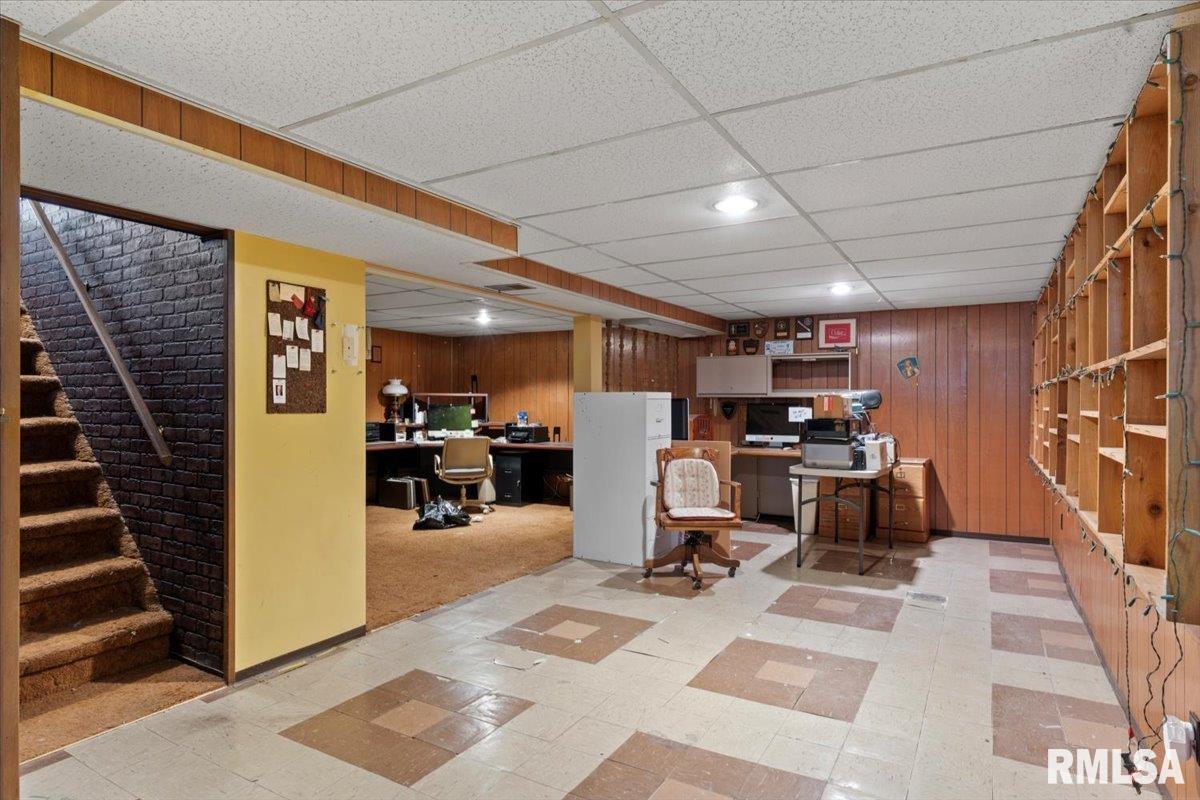 2077 Henley Road Springfield, IL 62702 - Photo 25 of 36