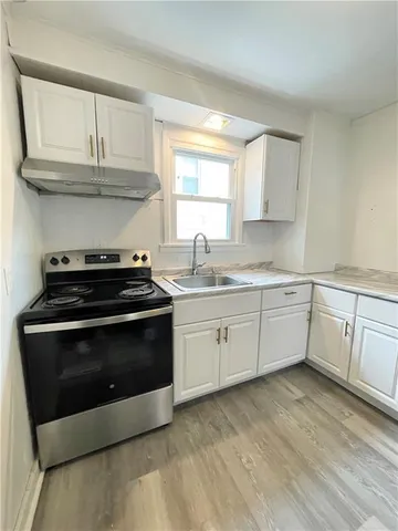 $1,295 | 3 West Edison Avenue, New Castle, PA 16101