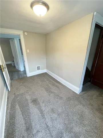 $1,295 | 3 West Edison Avenue, New Castle, PA 16101