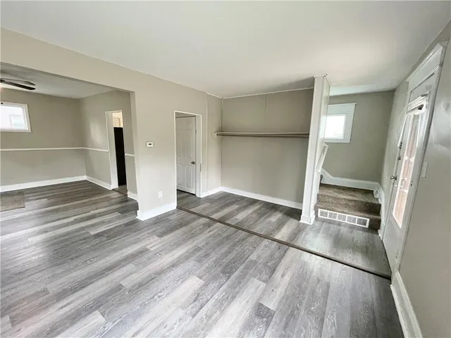 $1,295 | 3 West Edison Avenue, New Castle, PA 16101