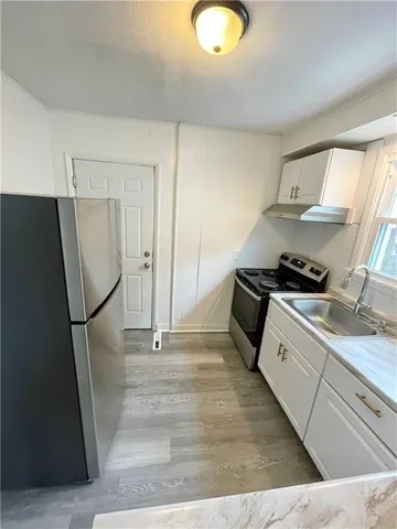 $1,295 | 3 West Edison Avenue, New Castle, PA 16101