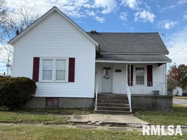 $95,000 | 121 North 9th Street, Herrin, IL 62948