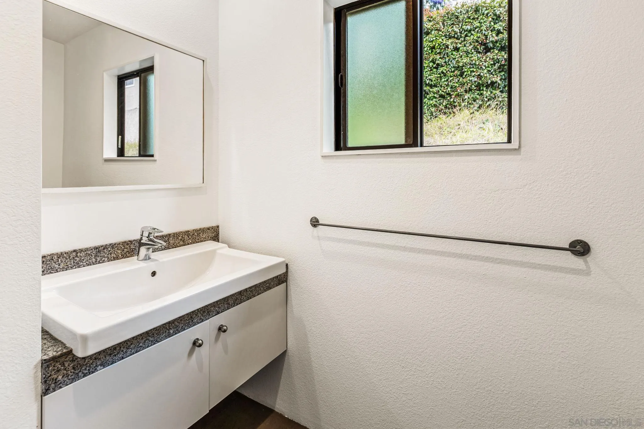 6540 Persa Street Carlsbad, CA 92009 - Photo 35 of 47