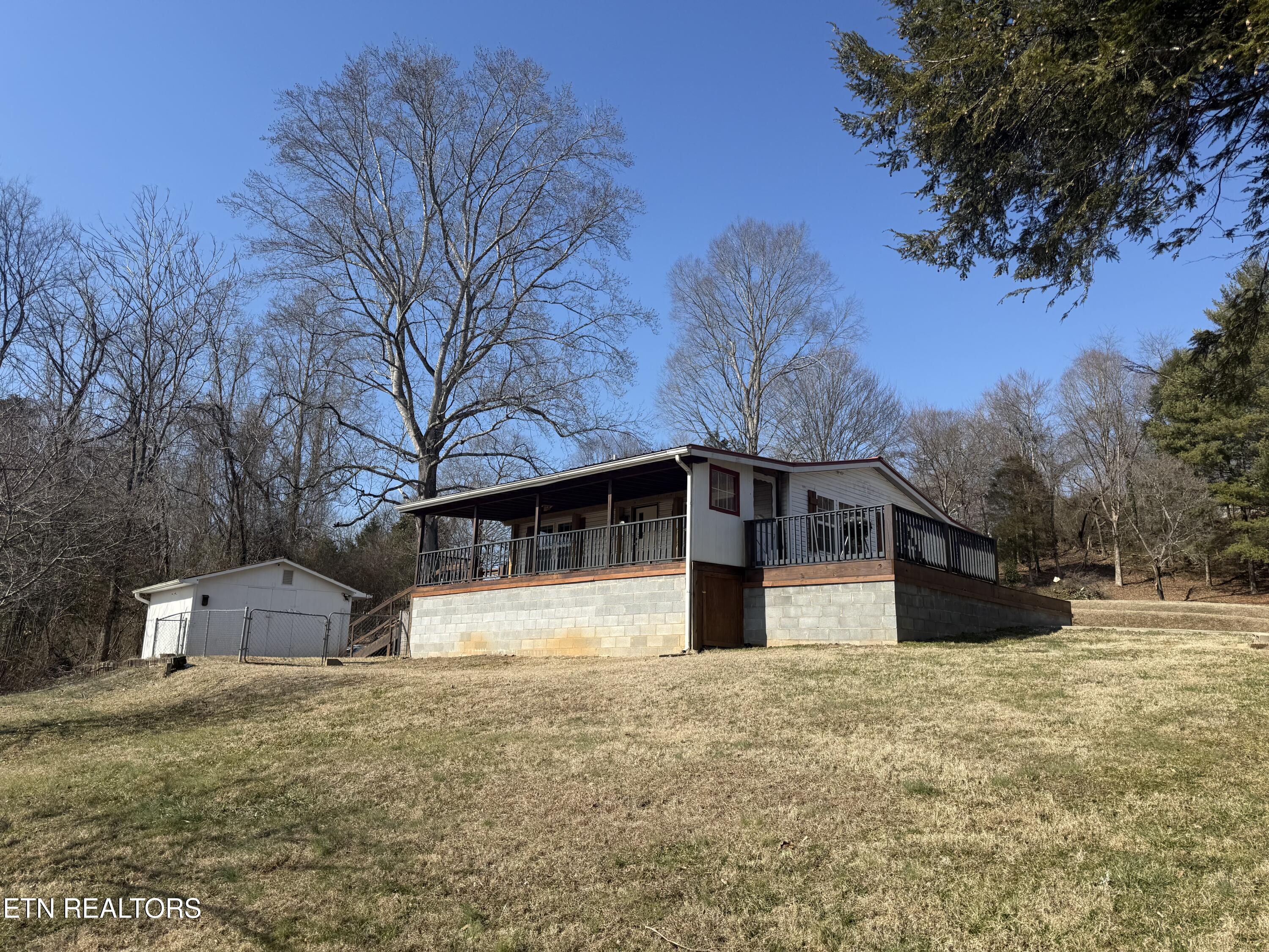 150 Teague Road Rockwood, TN 37854 - Photo 2 of 15 IMG_8335
