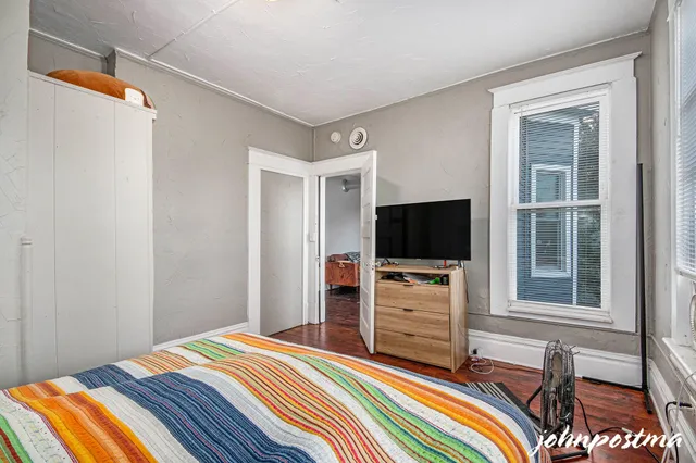 $425,000 | 646 Broadway Avenue Northwest, Grand Rapids, MI 49504