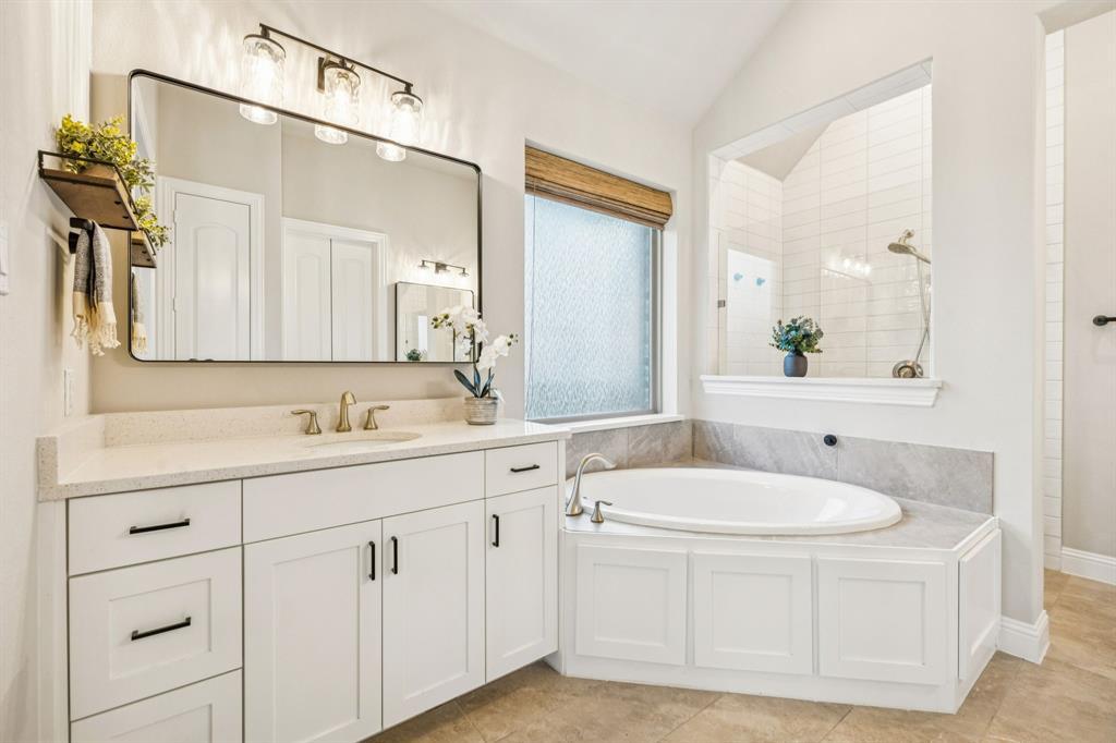 6916 Basket Flower Road Argyle, TX 76226 - Photo 15 of 35