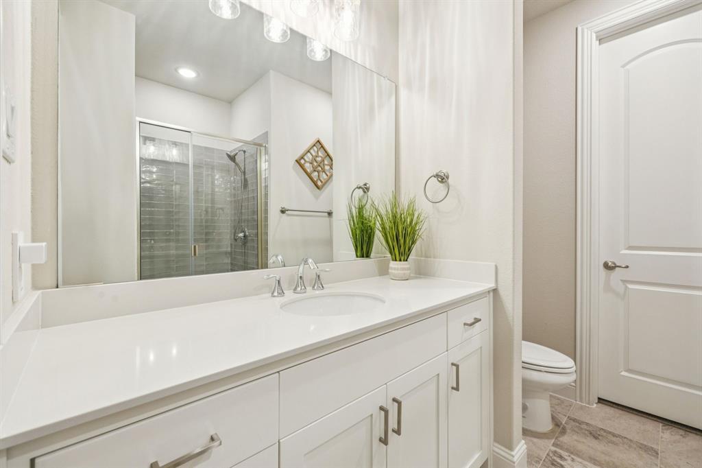 6916 Basket Flower Road Argyle, TX 76226 - Photo 20 of 35 Ensuite Bath