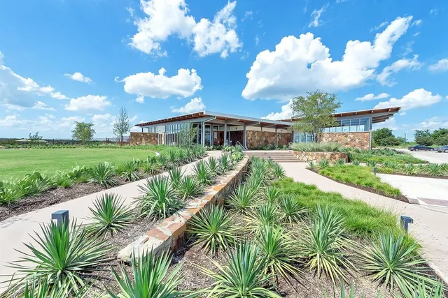 $835,000 | 6916 Basket Flower Road, Argyle, TX 76226