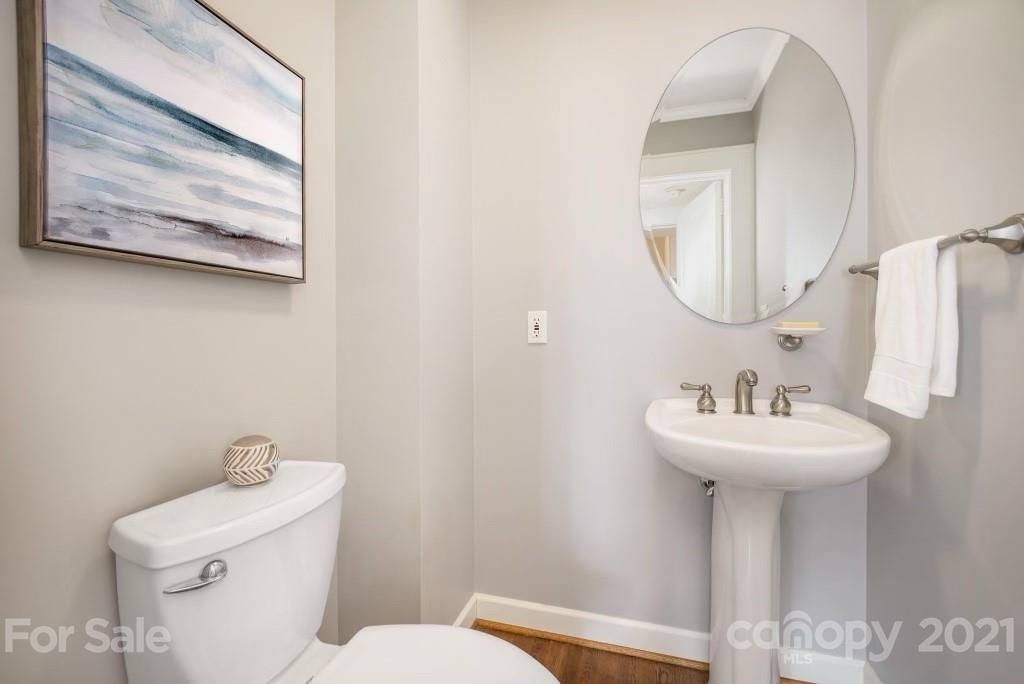 2226 Sharon Road Charlotte, NC 28207 - Photo 12 of 20