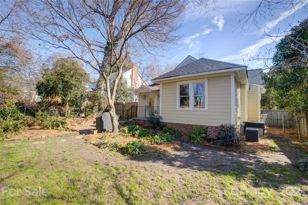 2226 Sharon Road Charlotte, NC 28207 - Photo 17 of 20