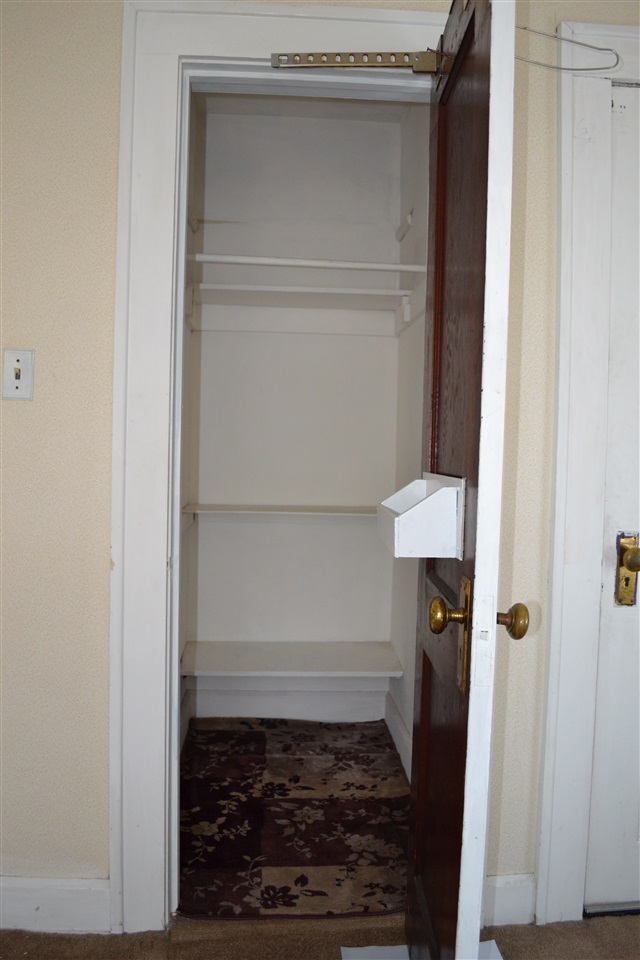 57 North Kenmore Road Indianapolis, IN 46219 - Photo 17 of 25 Gallery Image 17