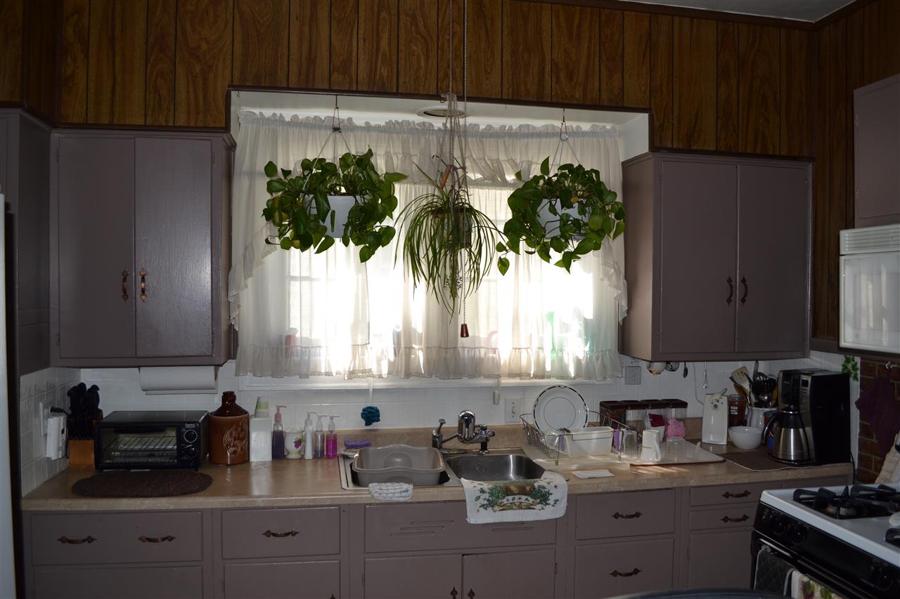 57 North Kenmore Road Indianapolis, IN 46219 - Photo 9 of 25 Gallery Image 9