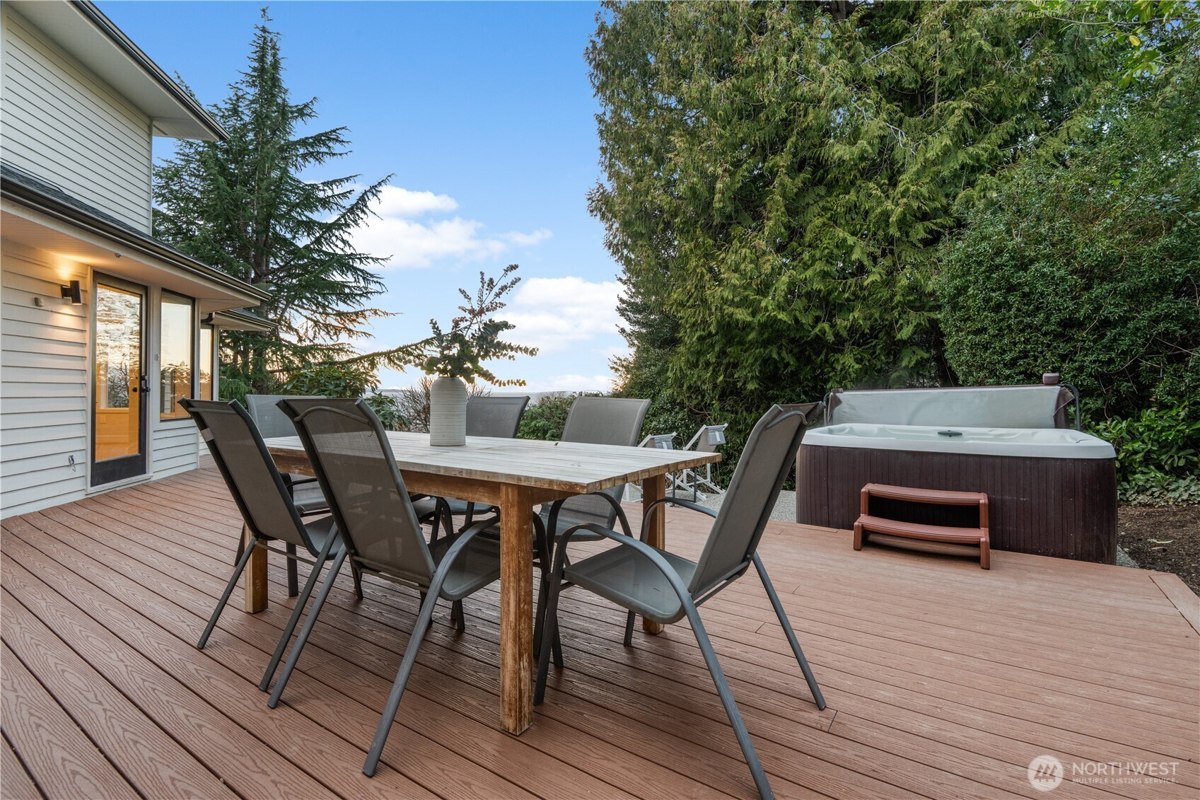 19209 Olympic View Drive Edmonds, WA 98020 - Photo 34 of 39
