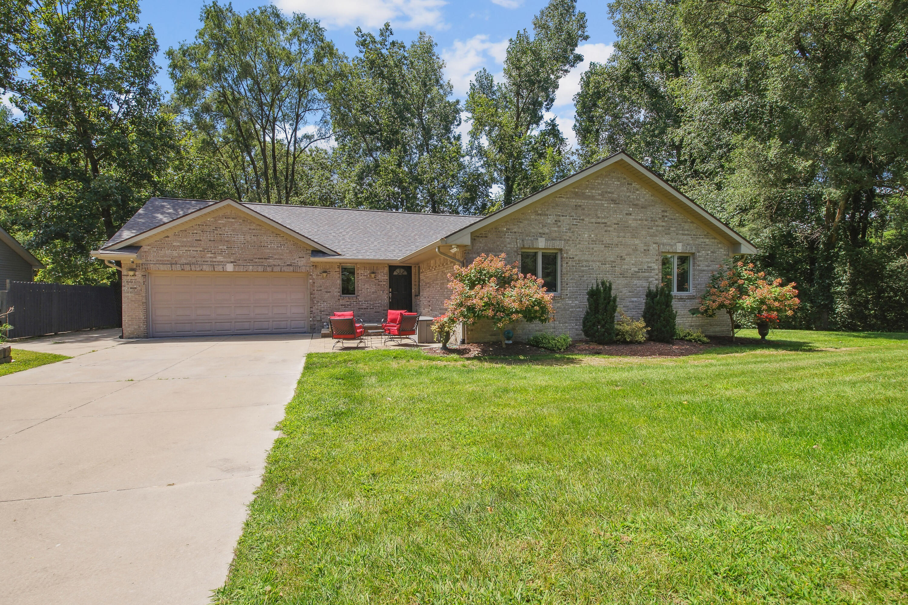 4300 Old Mill Road Pinckney, MI 48169 - Photo 2 of 37 2