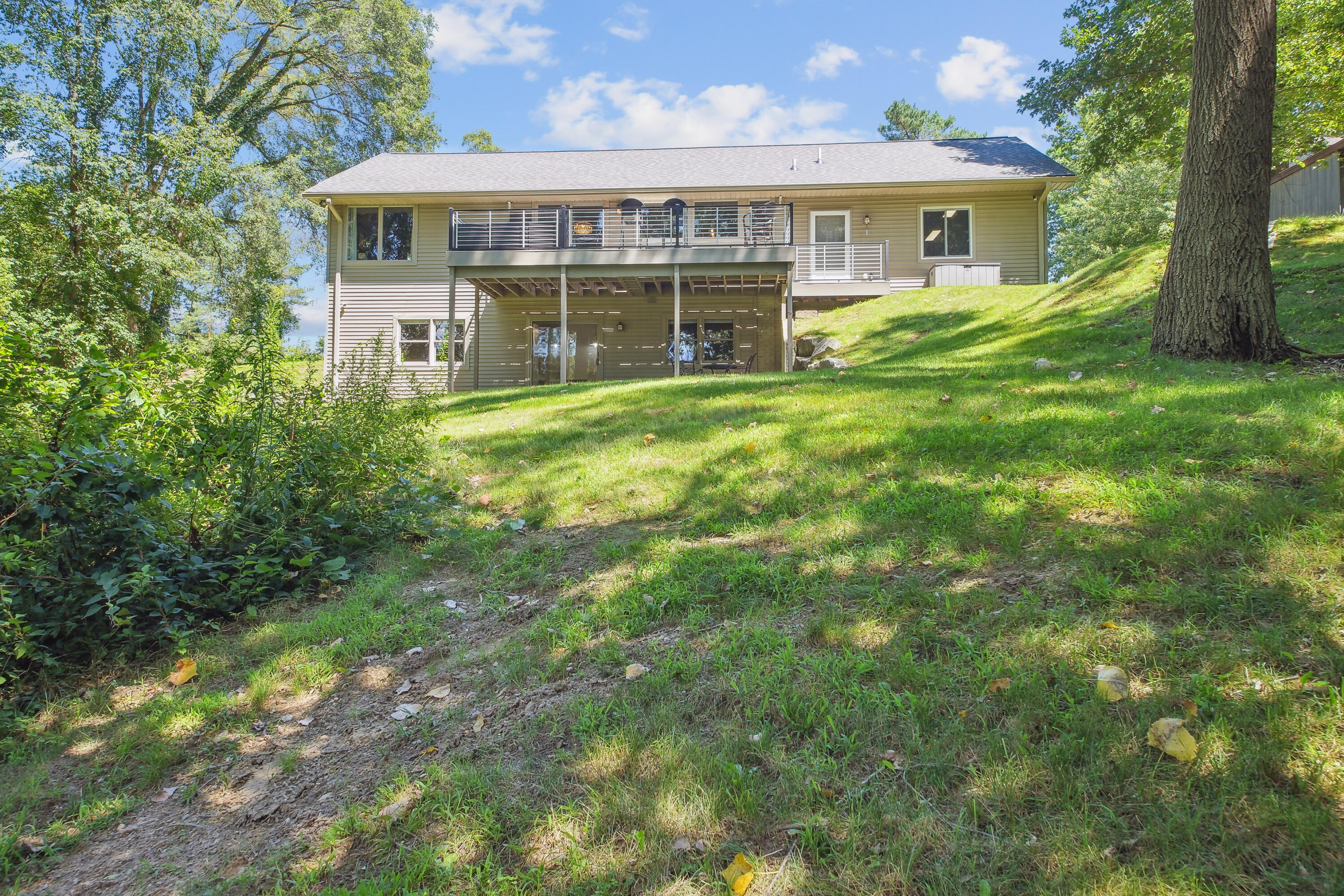 4300 Old Mill Road Pinckney, MI 48169 - Photo 32 of 37 34