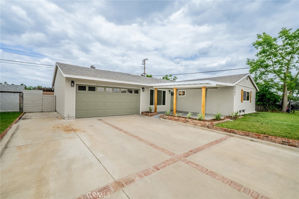 8901 Glencoe Drive Riverside, CA 92503 - Photo 2 of 33