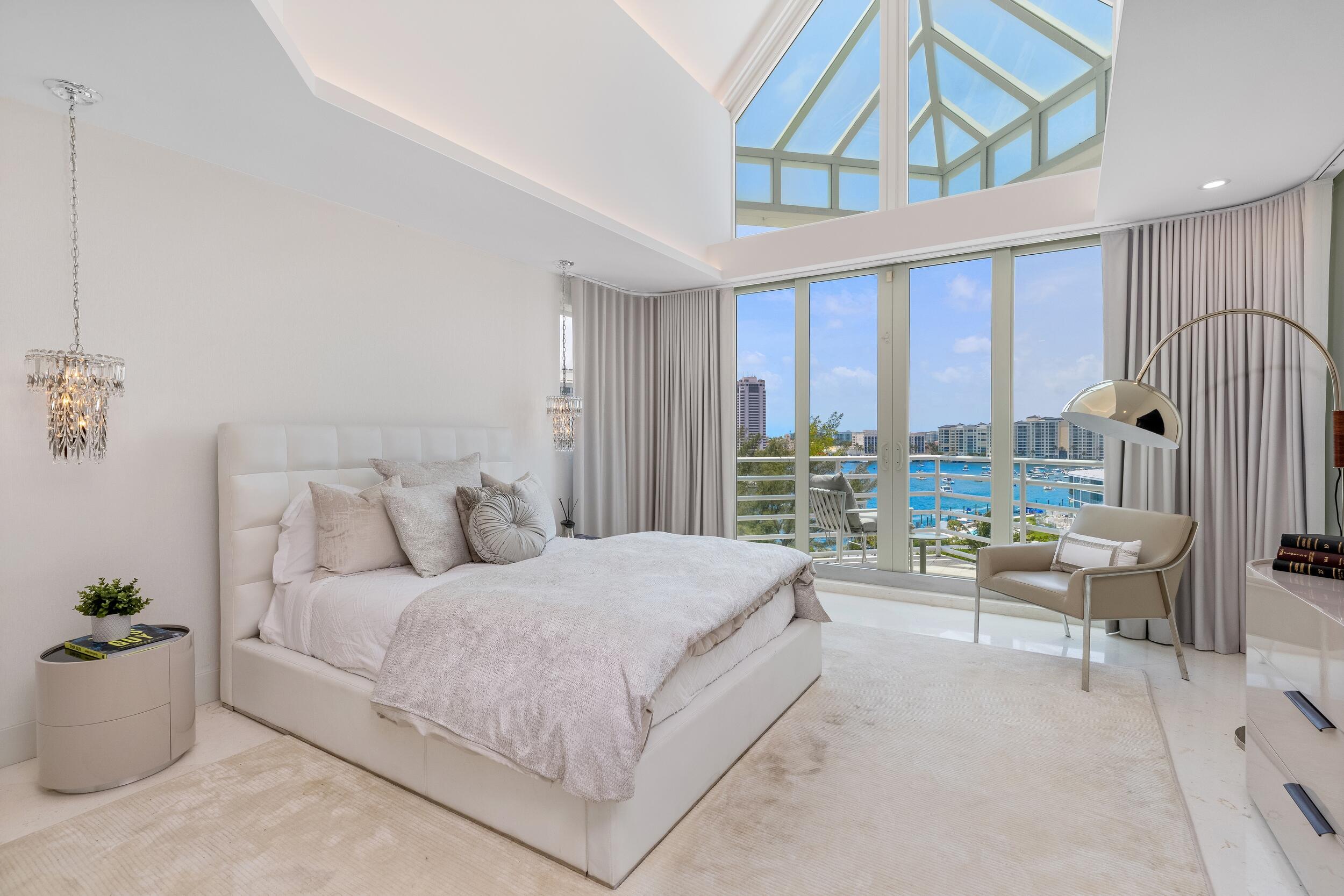 800 South Ocean Boulevard, Unit PH6 Boca Raton, FL 33432 - Photo 46 of 75 Guest Bed 2