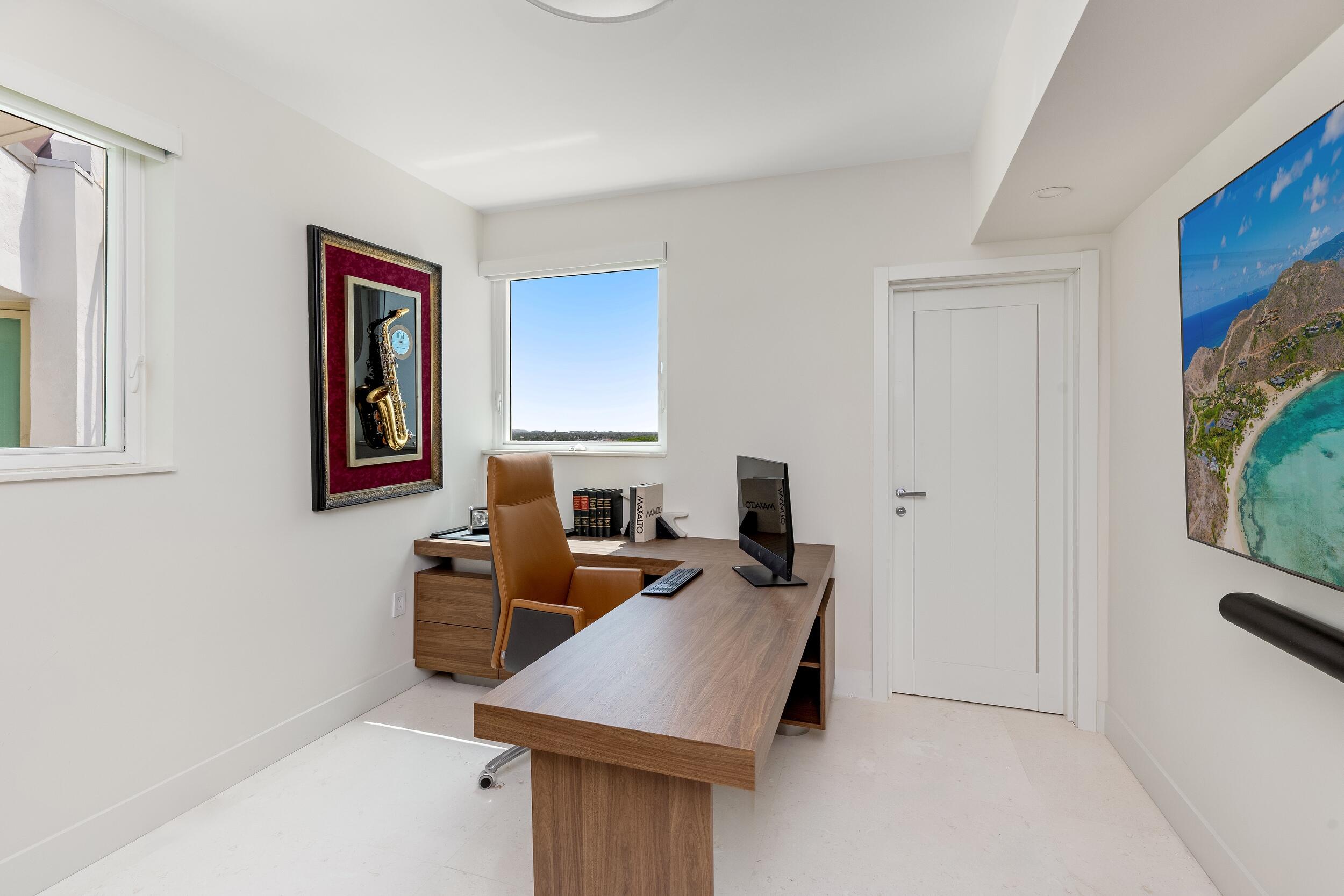 800 South Ocean Boulevard, Unit PH6 Boca Raton, FL 33432 - Photo 58 of 69 a view of a workspace with furniture and a window