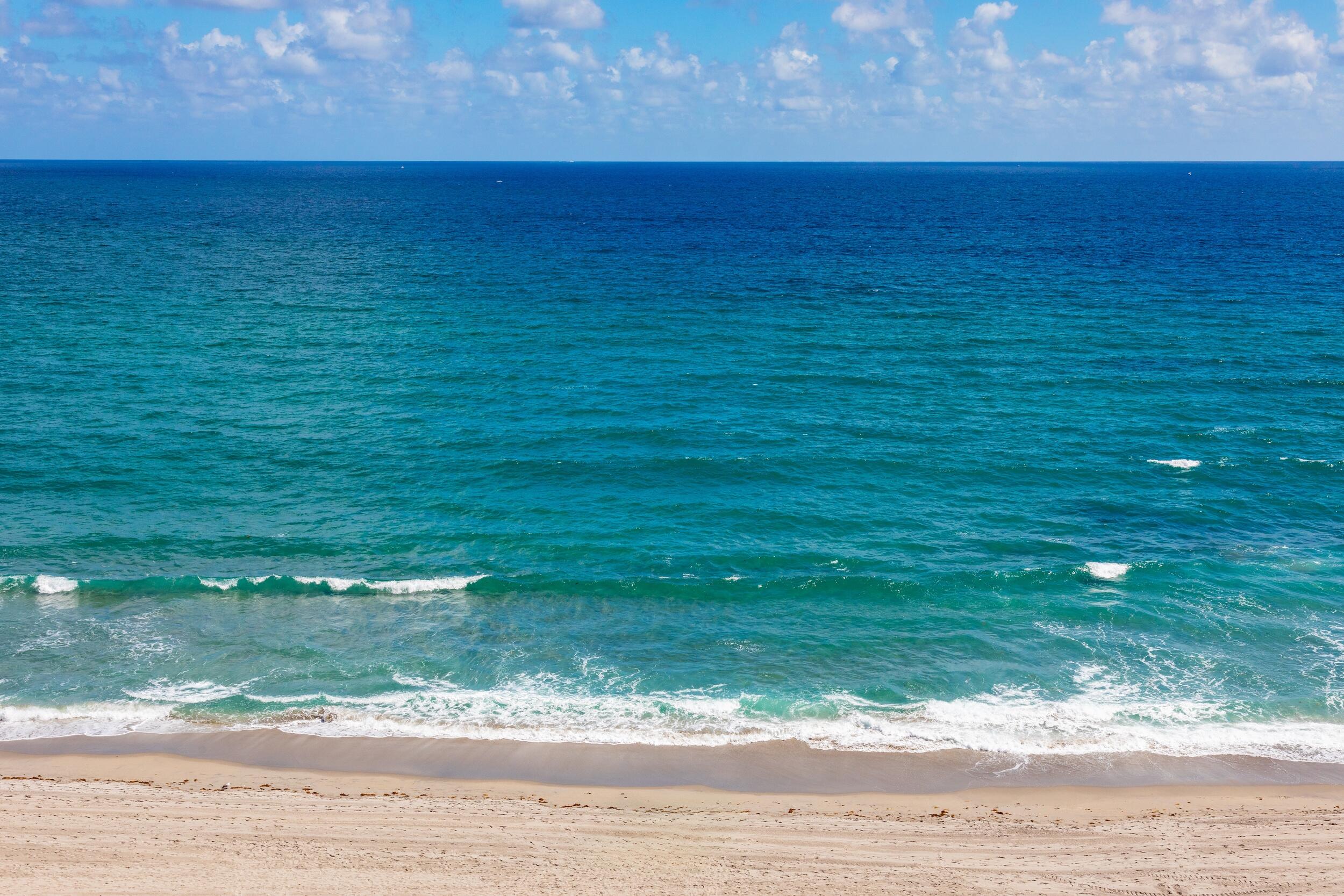 800 South Ocean Boulevard, Unit PH6 Boca Raton, FL 33432 - Photo 67 of 75 Aerial 4