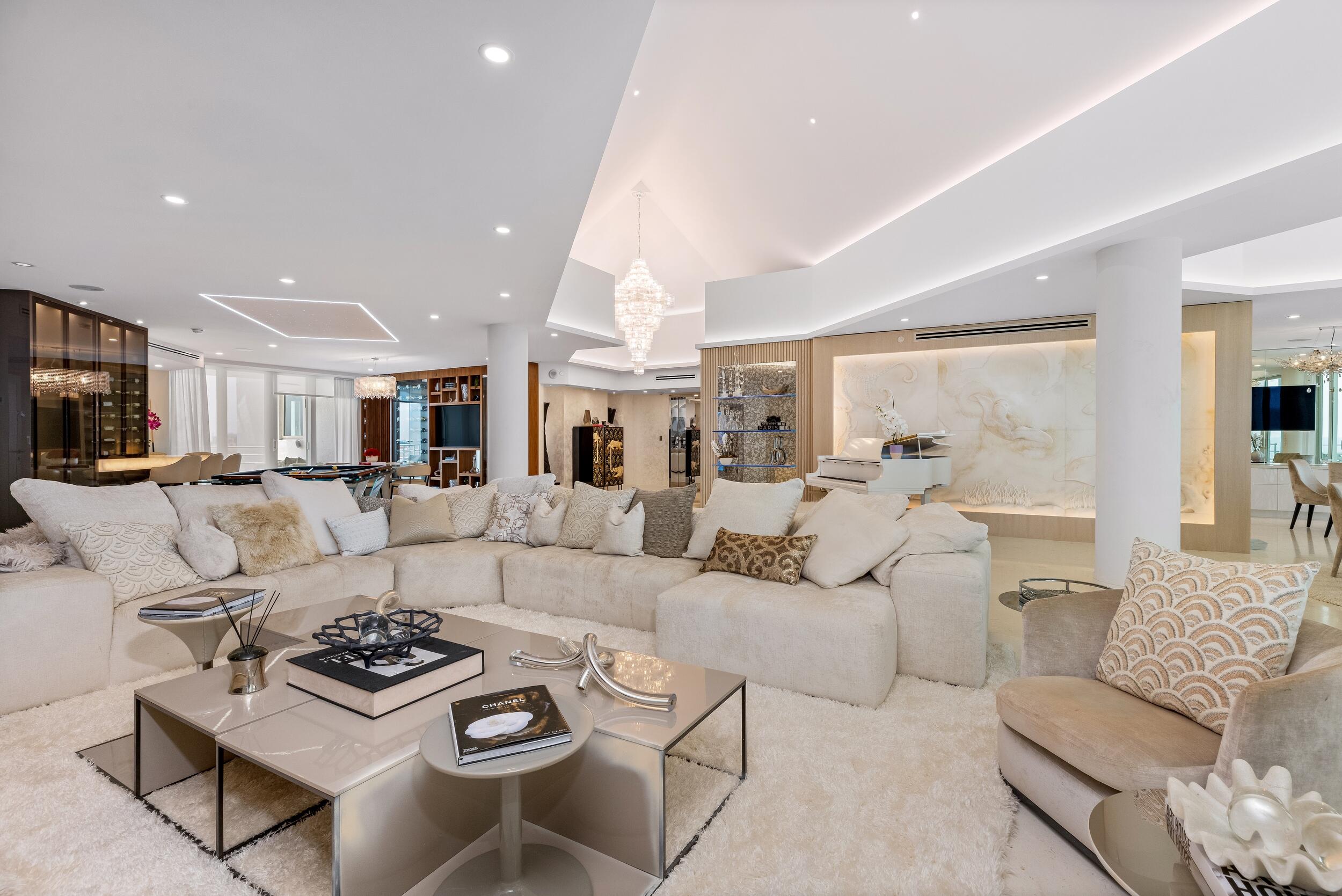 800 South Ocean Boulevard, Unit PH6 Boca Raton, FL 33432 - Photo 7 of 75 Living Area 8