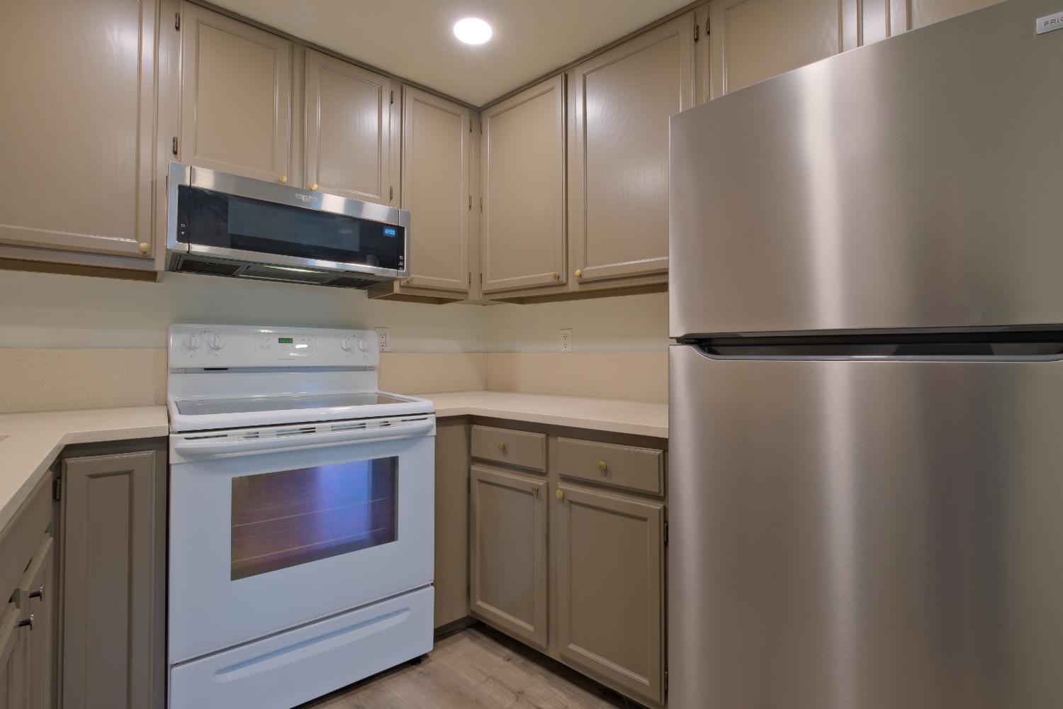 3133 Cambridge Road, Unit 3 Cameron Park, CA 95682 - Photo 12 of 31