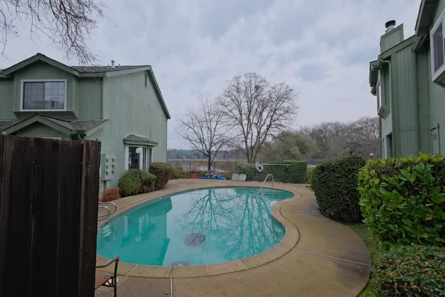 $2,300 | 3133 Cambridge Road, Unit 3, Cameron Park, CA 95682