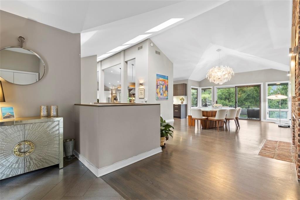 114 Hillcrest Road Pittsburgh, PA 15238 - Photo 8 of 50 Gallery Image 8