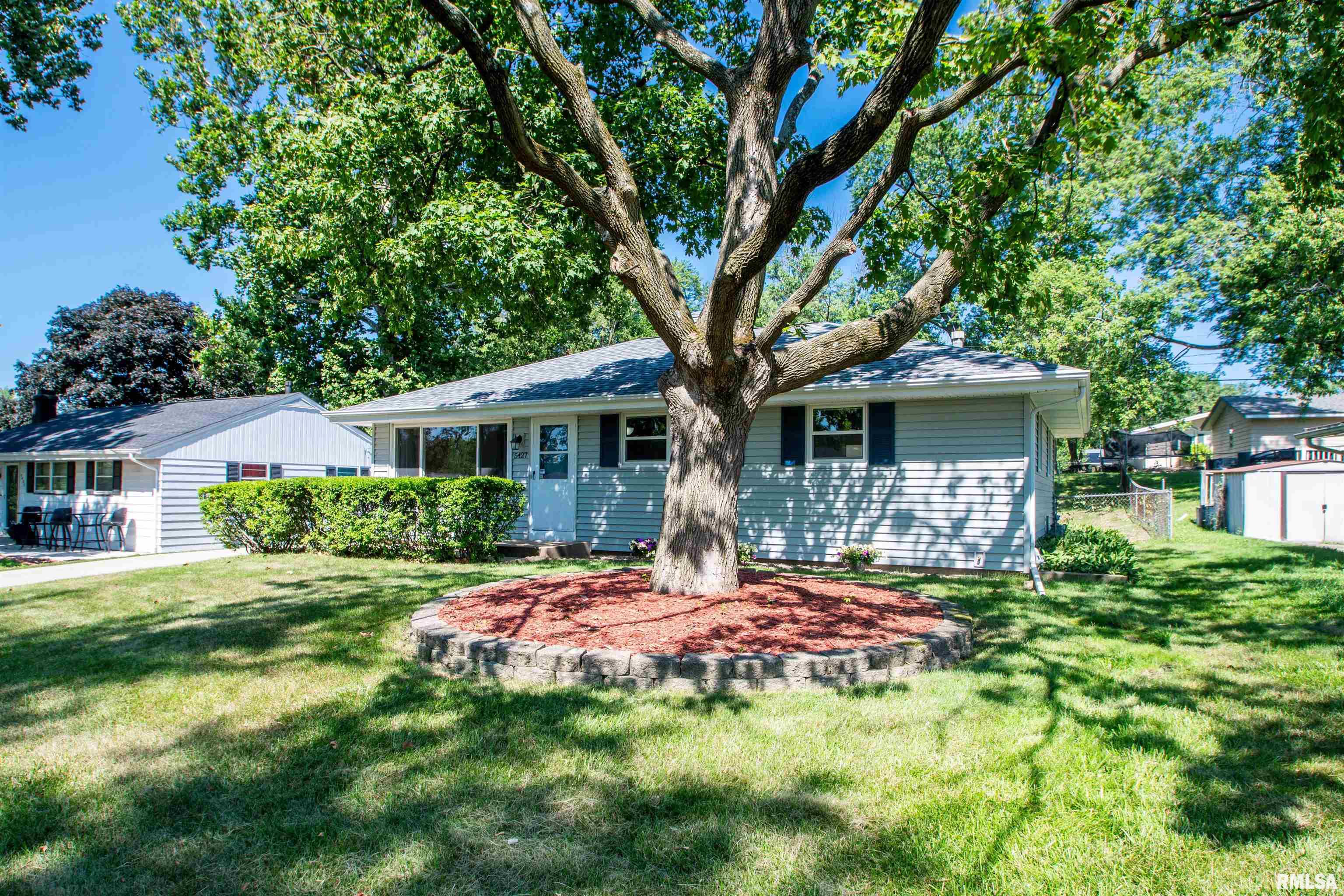 5427 North Ronald Road Peoria, IL 61614 - Photo 3 of 47 Gallery Image 3