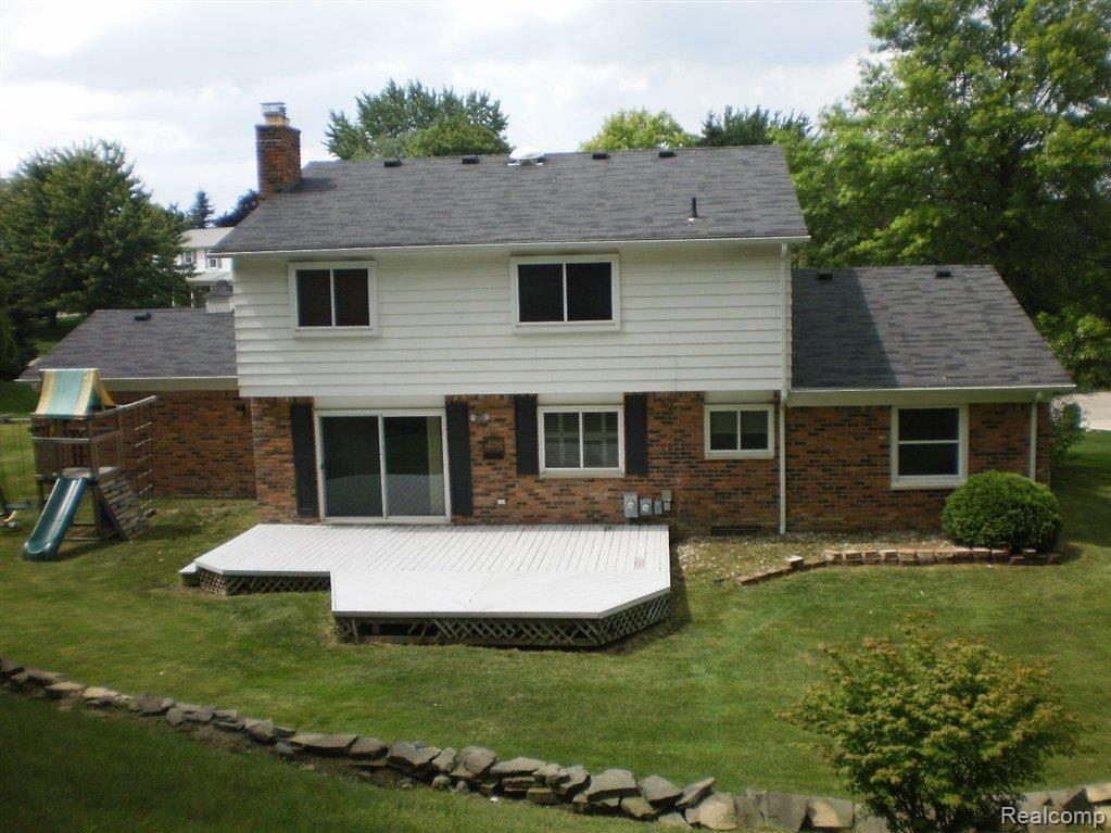 36419 Saxony Road Farmington, MI 48335 - Photo 17 of 17 back view & deck
