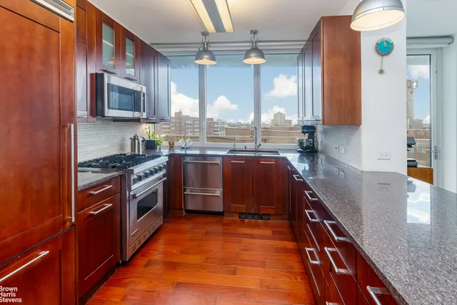 $1,440,000 | 640 West 237th Street, Unit 12B | Riverdale