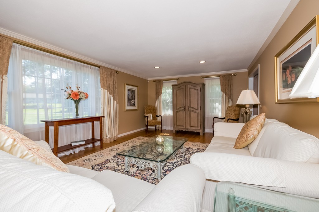 128 Blueberry Hill Road Longmeadow, MA 01106 - Photo 8 of 30 Gallery Image 8