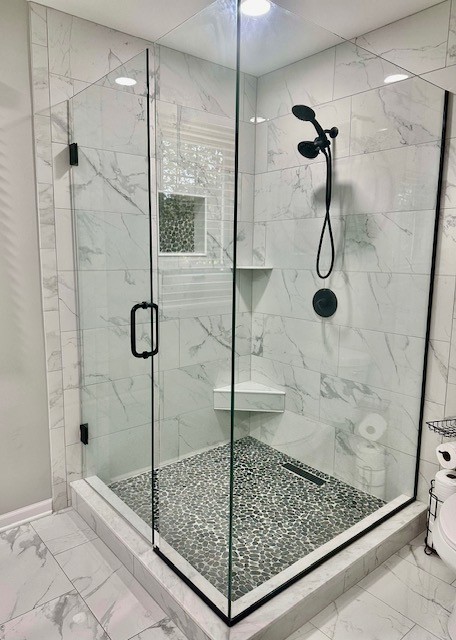 908 Glenmore Lane Elgin, IL 60124 - Photo 17 of 50 a bathroom with a shower